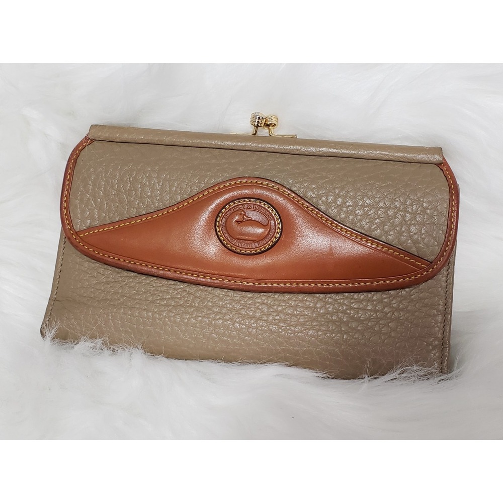 Dooney & Bourke Vintage All Weather Leather Trifold Kisslock Wallet Tan Taupe